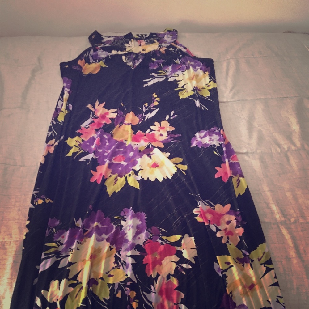 Flowery maxi dress